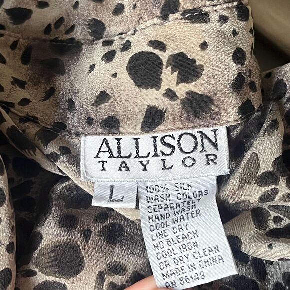 90s Silk Blouse Animal Print Womens large Chic office top - Picture 7 of 10